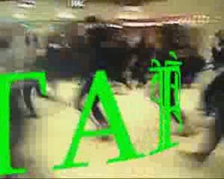 Clip monde de tarés by RAF