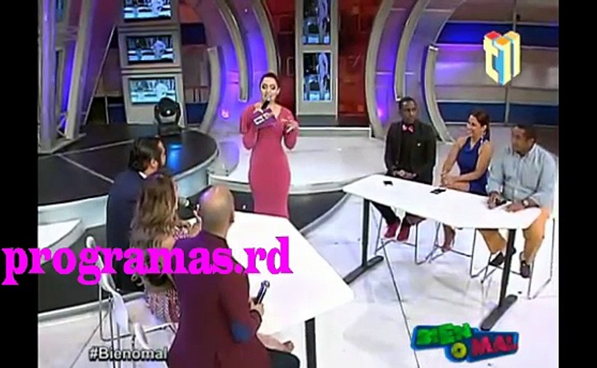 bien o mal de vale por tre¿esta bien o mal,mezclar tu pareja sentimental en tus planes de planes de anos nuevo?