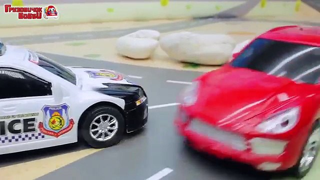 Мультик про полицейскую машину. Погоня. Полиция ловит нарушителя. Мультики про машинки Скорая Помощь