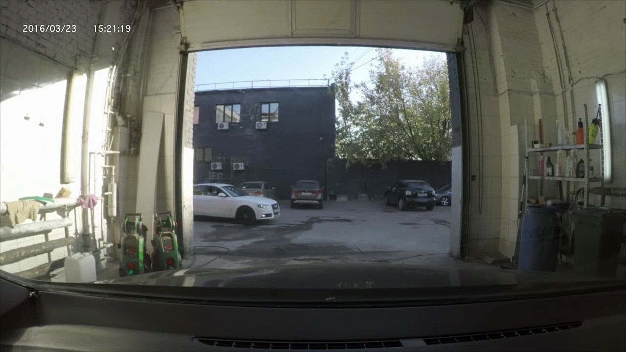 Dude Flys Using Two Pressure Washers