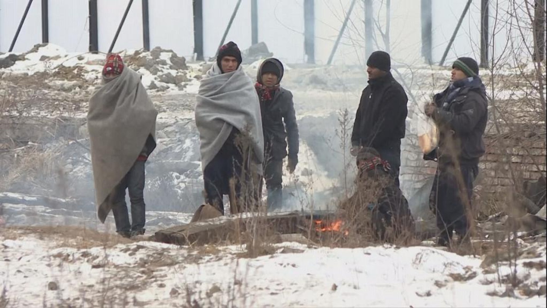⁣В Европе от морозов страдают мигранты