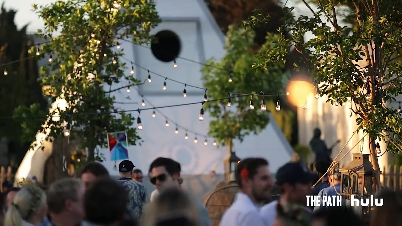 Aaron Paul and Hugh Dancy at The Path Finale-IrtMZ0FpdZE