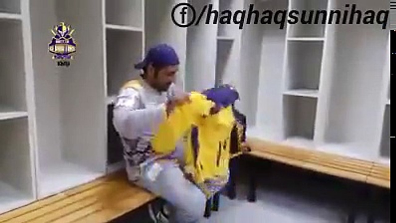 پاکستانی کرکٹر سرفراز احمد کی نعت نے انٹر نیٹ پر دھوم مجا دی