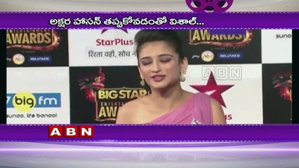 Akshara Haasan rejects Vishal for Ajith