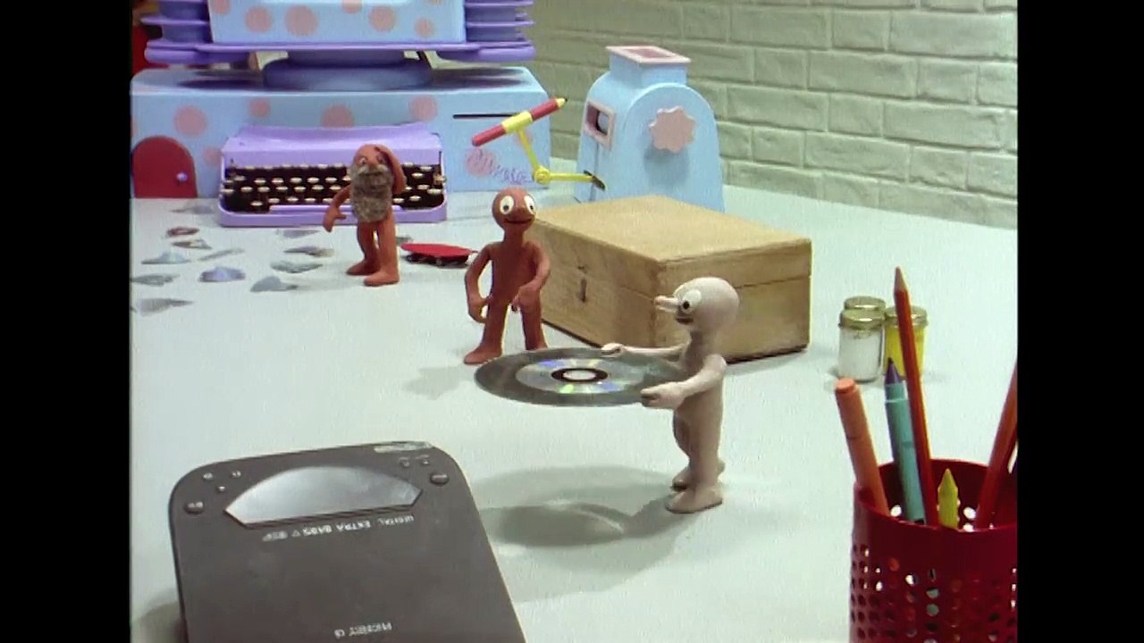 MORPH _ SILVER DISC SHOOTING-v-GEDHCehl4