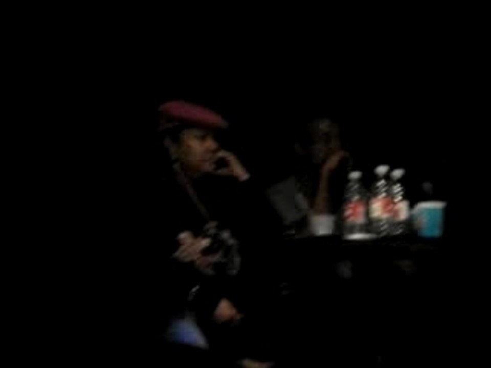 MOV01075