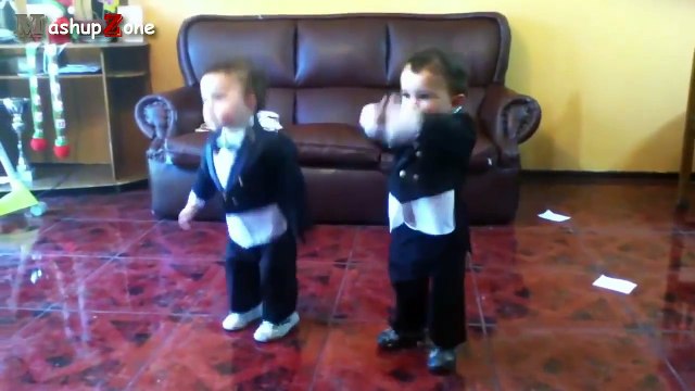 Funny Twin Babies Dancing Compilation 2015-0nX8npmjKZg