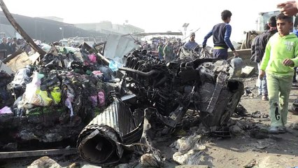 Deadly IS suicide bombing hits Baghdad market