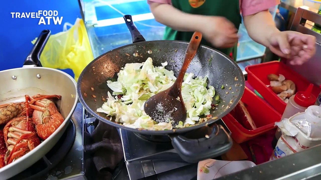 Taiwan Street Food - WHOLE LOBSTERS