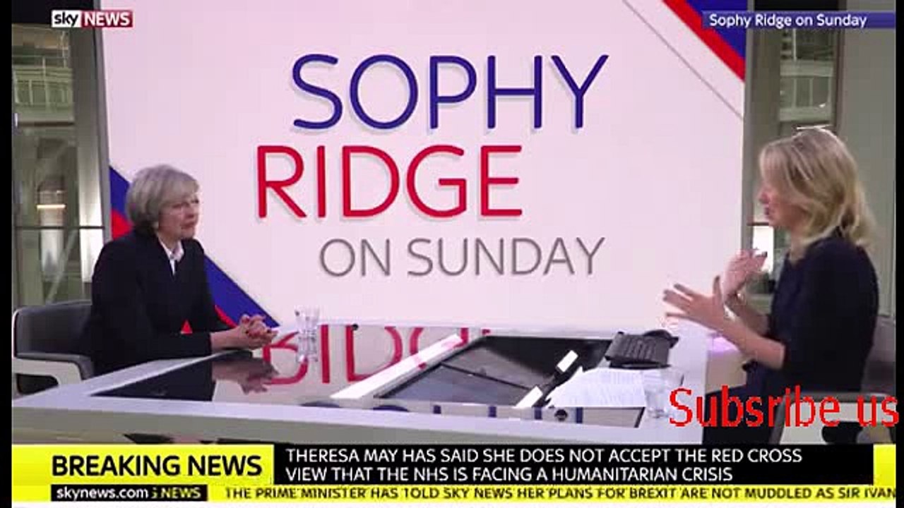 PM's poker face over Trump 'grab 'em by the p____y' comment _ Daily Mail Online(1)