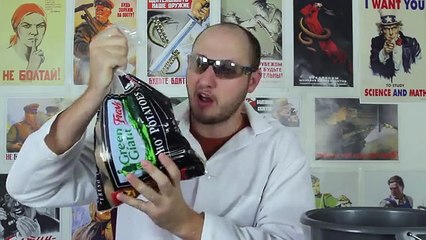 Here's how to peel potatoes with the toilet brush in 60 seconds