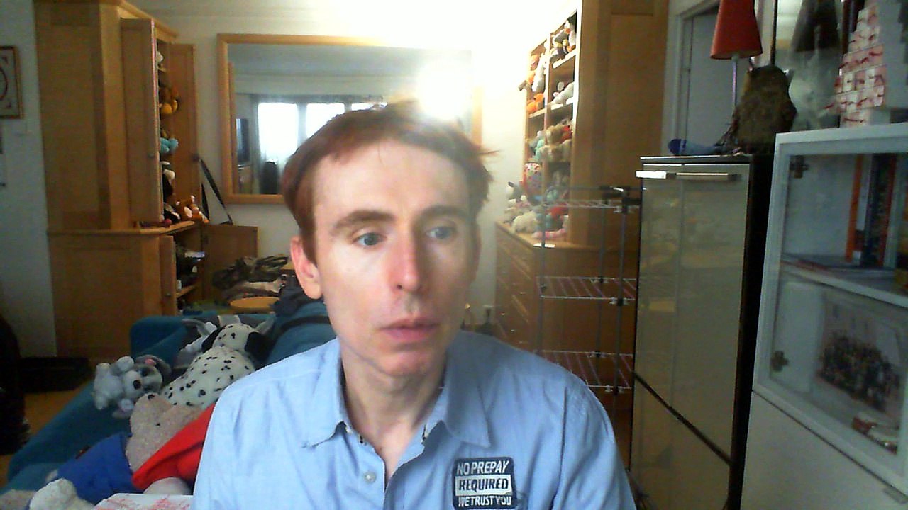 Wiwi égratigne "le fil" d'Alain Souchon