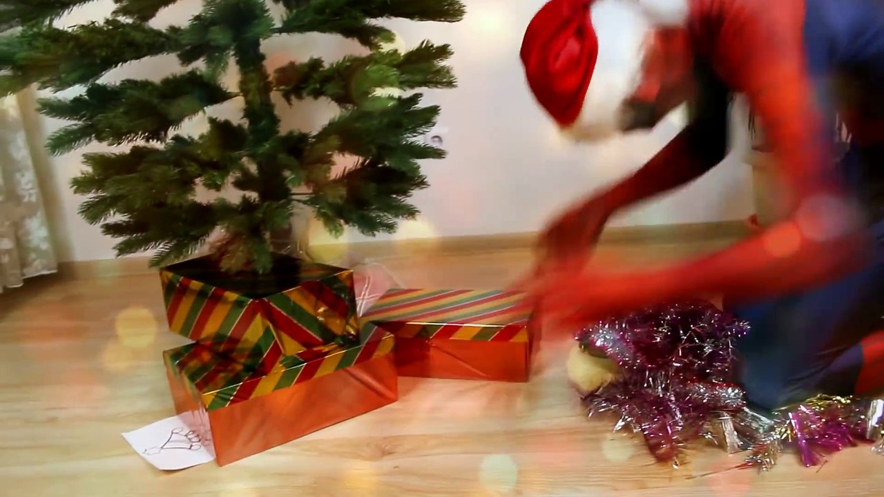 HULK VAMPIRE TOILET ATTACK! Frozen Elsa Play Doh SUPERHEROES IN REAL LIFE Stop Motion FULL EPISODES