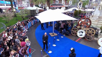 Alice Through The Looking Glass - European Premiere - Official Disney _ HD-oLc6g1Px14o