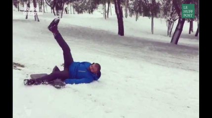 Les habitants d'Istanbul profitent de la neige qui recouvre la ville