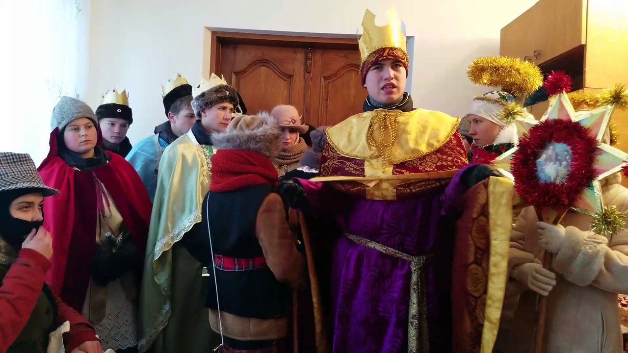 Колядки Христос родился Славим Его поют дети Этот голос несется отовсюду