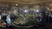 Images panoramiques de la messe de la Nativité à Moscou