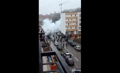 Le tournage d'un clip dérape, affrontements avec la police.