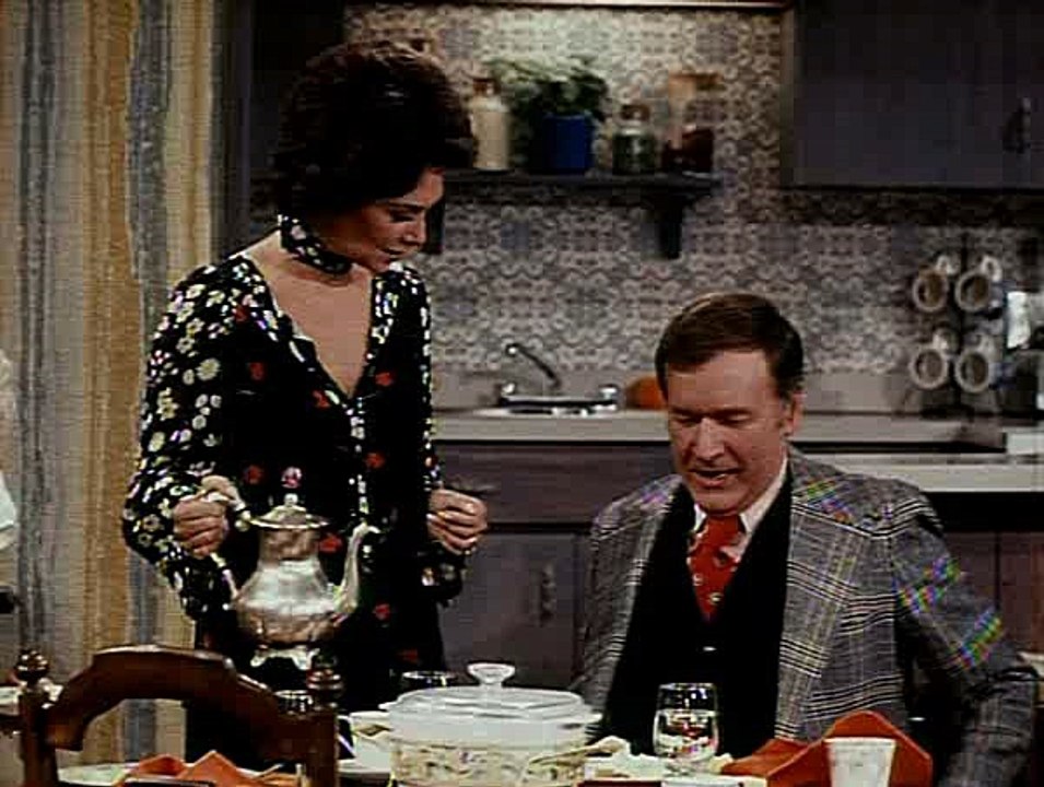 The Bob Newhart Show S04e12 - Father And Sons And Mothers