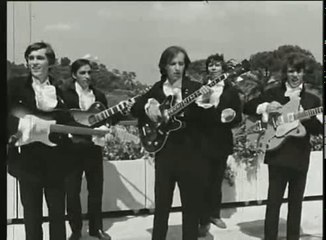 The Royals - Una porta chiusa