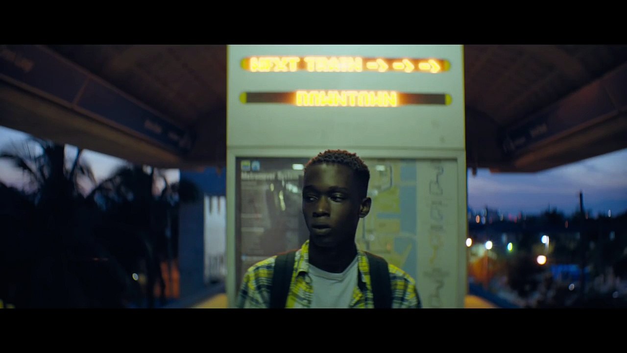 Moonlight _ World _ Official Promo HD _ A24-Qysj2cudlyU