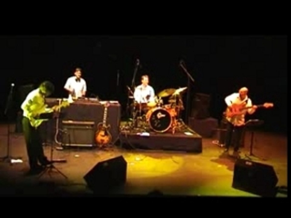 Chameleon solo basse Concert theatre lino ventura