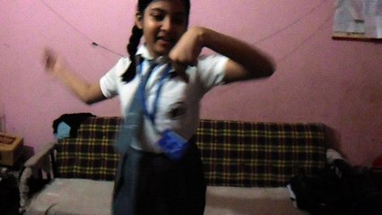 dancing girl with kashmir tu kannakumary,dipika, sharukh khan