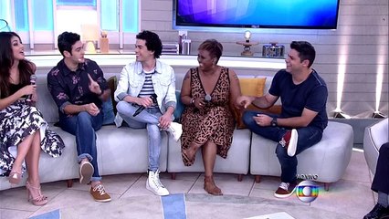 Marcos Veras diz que Fátima Bernardes e William Bonner estão beijando muito