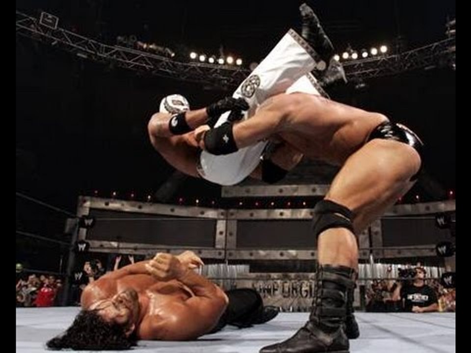 WWE Batista vs Rey Mysterio vs The Great Khali - The Giant vs The Animal and The Giant Killer