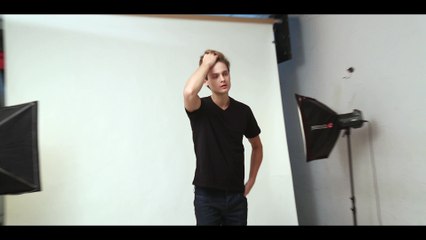 V-Neck Half Sleeve T-Shirts for Men @Neevov Shoot!