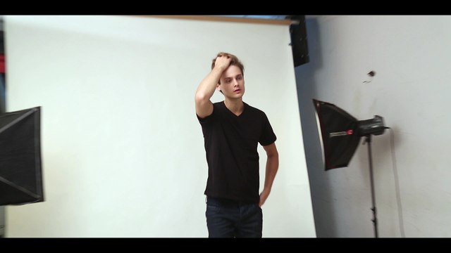 V-Neck Half Sleeve T-Shirts for Men @Neevov Shoot!