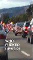 Il insulte des conducteurs accidentés sur l'autoroute en Californie