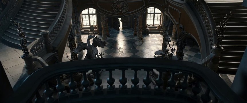 La belle et la bête - Emma Watson chante Belle (spot Golden Globes)