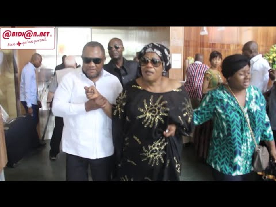 Decès de Papa Wemba: Maman Amazone, l`épouse de l`artiste et une forte délégation venues de Kinshasa