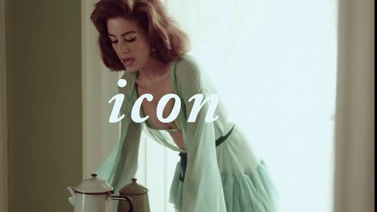 Vitoria Guerra arrasa em video de promoção do calçado