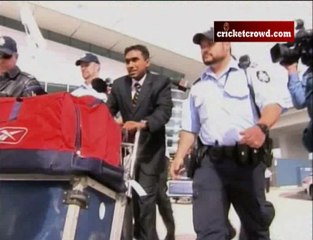 Border - Aus Upper Hand To Divx Clip0-44