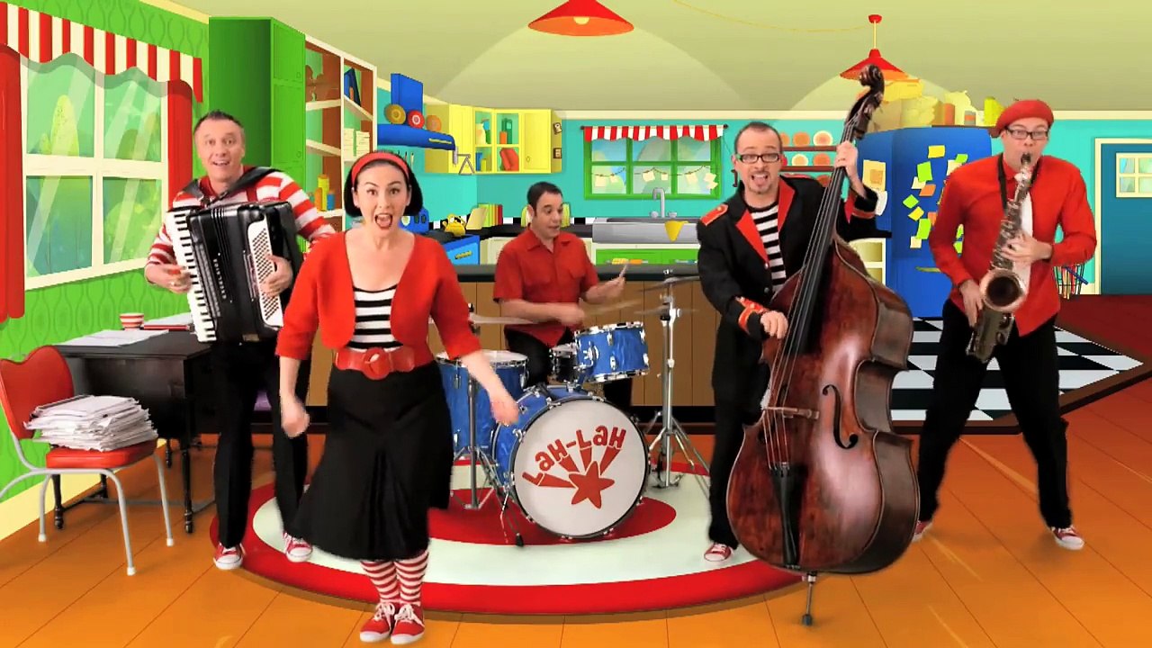 Paper Plate Tambourine _ Make It Play It _ Lah-Lah-nzg8S0qr43E