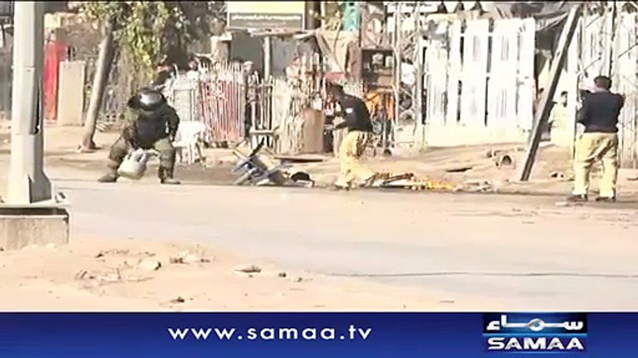 Peshawar City was saved from a major disaster today - Bomb disposal squad has defused a bomb.