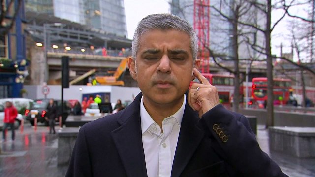 London Mayor calls for strikes to be resolved amicably