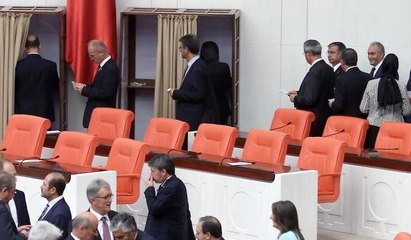 "Gizli oy vermek isteyen AKP'li vekilleri FETÖ'cü ilan edecekler"