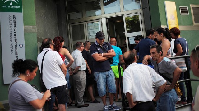Σε χαμηλό επταετίας η ανεργία στην Ευρωζώνη - Τα υψηλότερα ποσοστά σε Ελλάδα, Ισπανία και Κύπρο