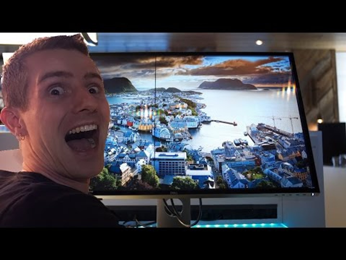 THIS 8K MONITOR IS AMAZING