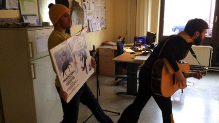 "Uninspired" en live dans notre rédaction