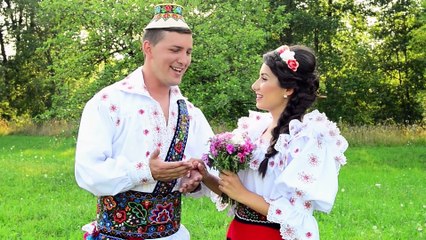 Diana Carlig si Ionut Bledea - Mandra me la dor stapana