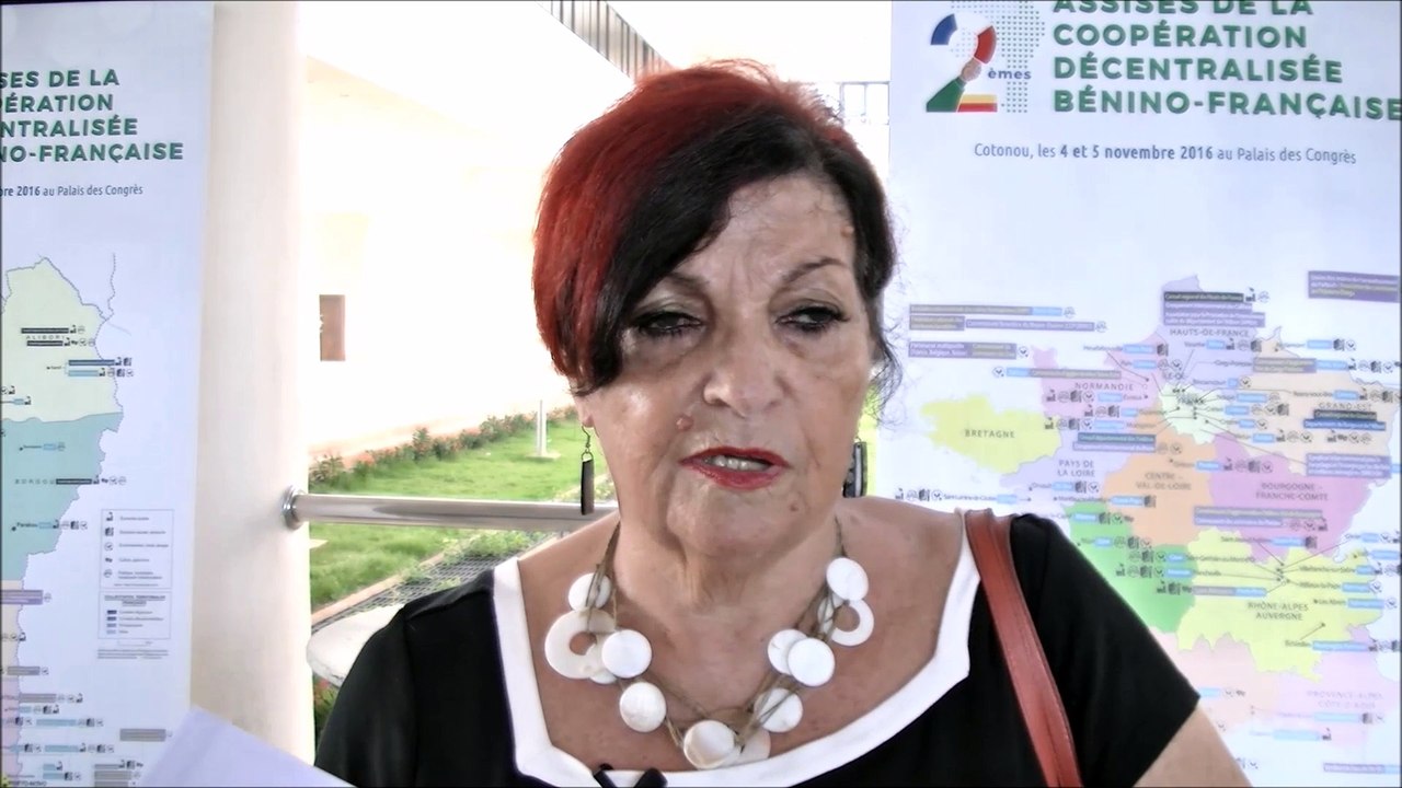 Rose-Marie Saint Germès Akar, présidente du groupe-pays Bénin de Cités Unies France