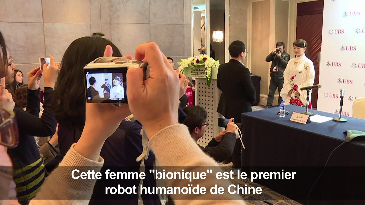 Femme bionique: le robot chinois qui sait faire preuve de charme