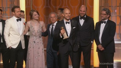 Download Video: 'La La Land' sweeps the boards at The Golden Globe Awards while 'Moonlight' surprises