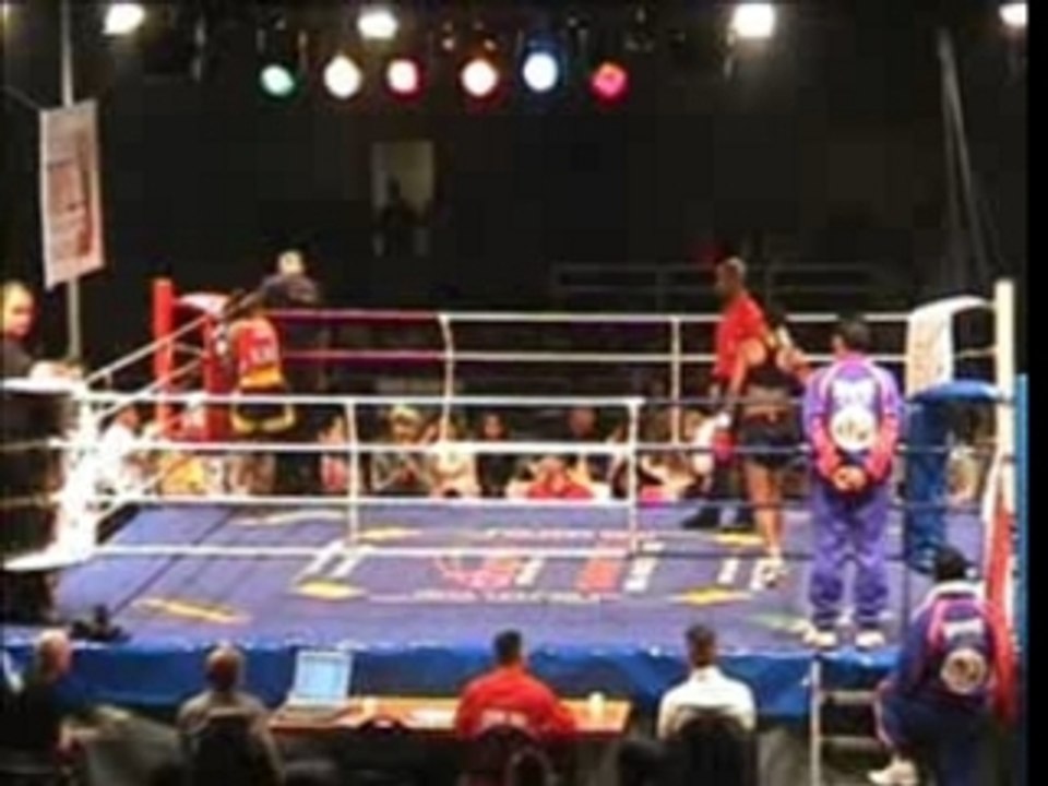Ilonka Elmont vs Borpit Kinrum