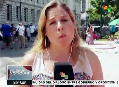 Trabajadores docentes argentinos rechazan despidos masivos