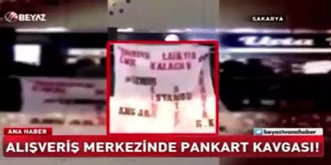 AVM'DE PANKART AÇIP SLOGAN ATAN CHP'LİLERİ HALK BÖYLE DAĞITTI!